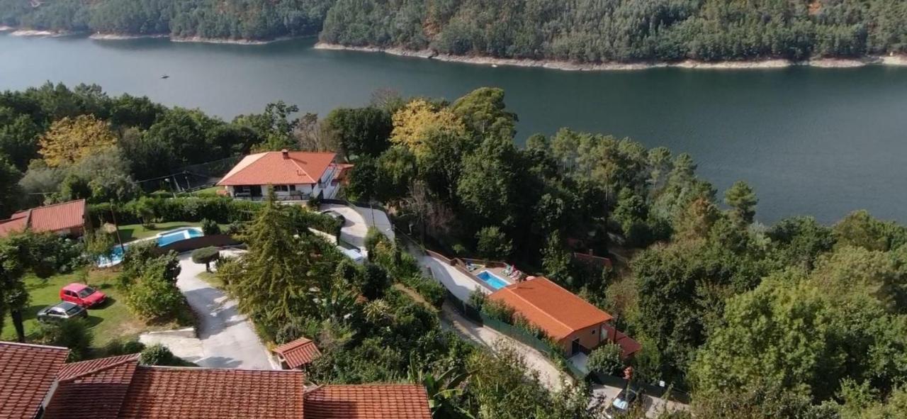 Casa Encosta Do Geres-Ferias No Geres Βίλα Vieira do Minho Εξωτερικό φωτογραφία